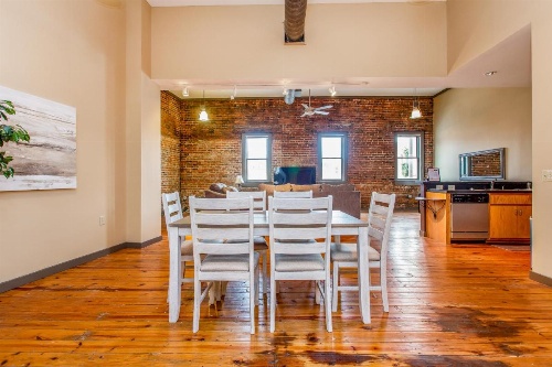 The Studio at Franklin Street image 9